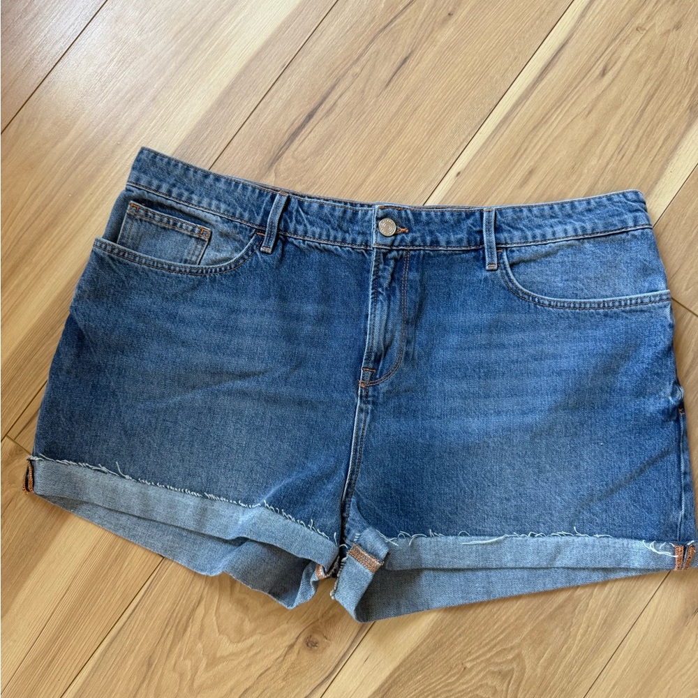 Frame Denim Classic Blue Jean Shorts